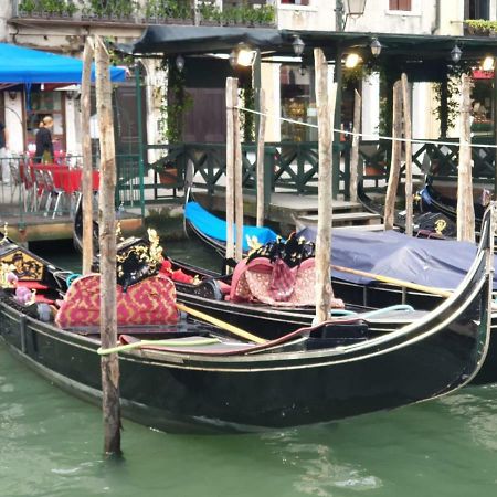 Ca' Del Sol Venezia Bed & Breakfast Bagian luar foto