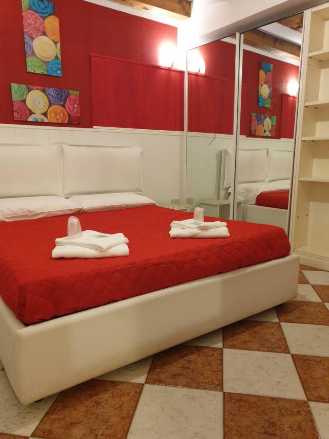Ca' Del Sol Venezia Bed & Breakfast Bagian luar foto